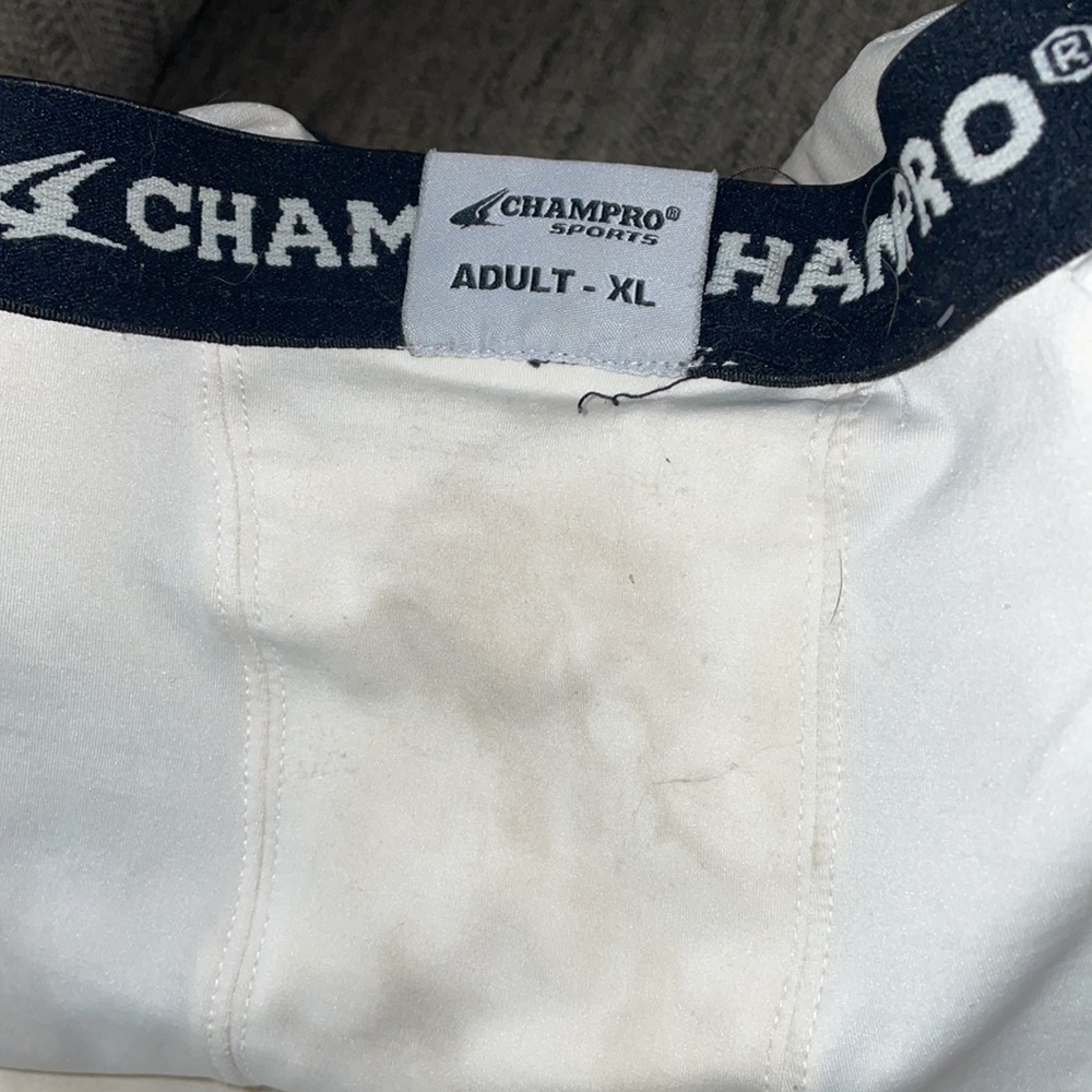 Champion Compression - Picture 2 of 5